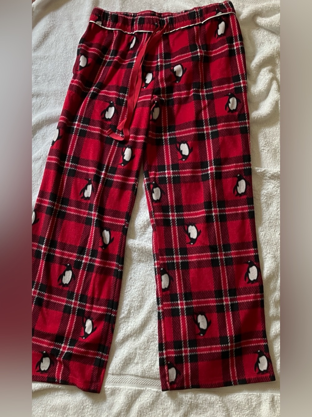 DKNYC Woman’s Red Plaid Penguin Pajama Bottoms
